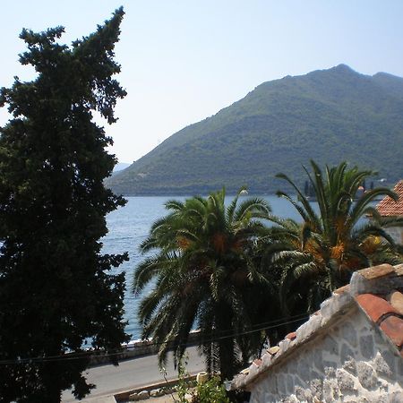 Holiday Home Stone House Perast Exterior foto