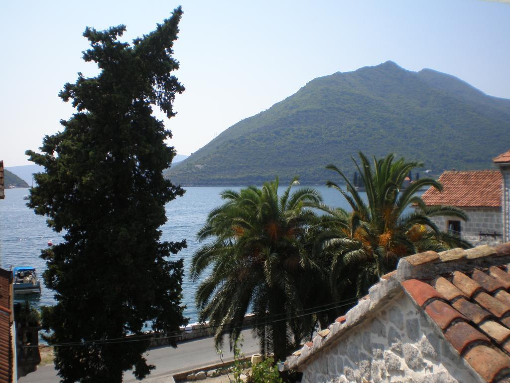 Holiday Home Stone House Perast Exterior foto