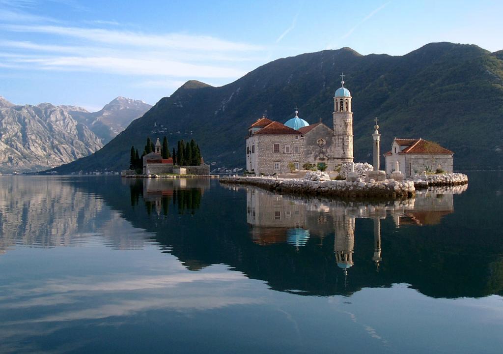 Holiday Home Stone House Perast Exterior foto